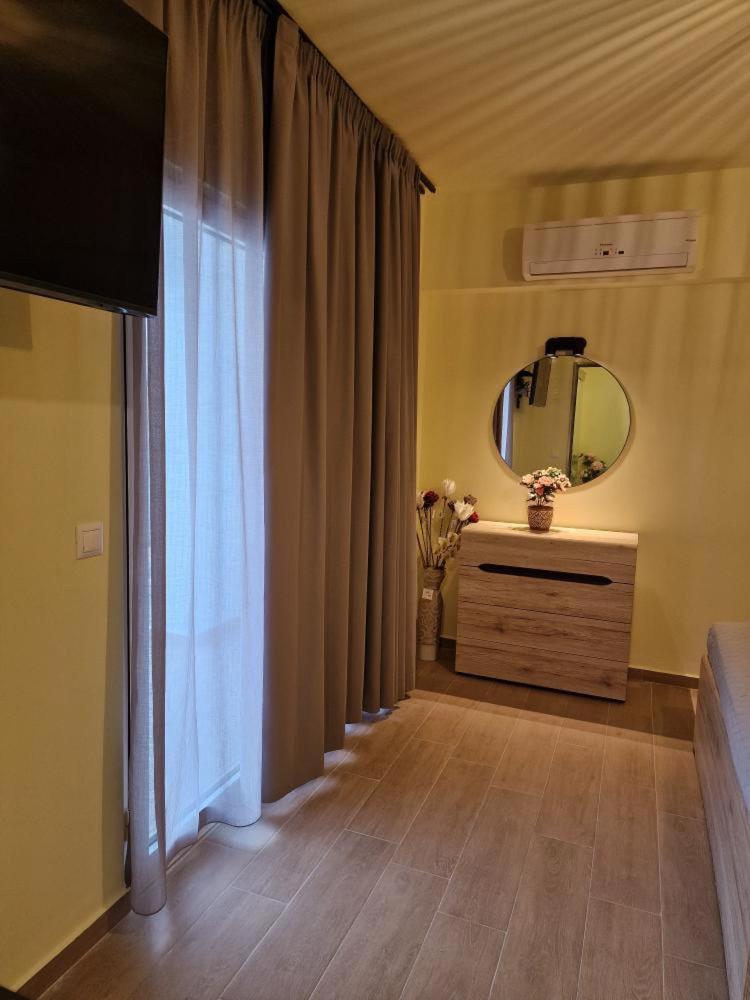 Solymar Prive Apartment Archangelos  Exterior foto